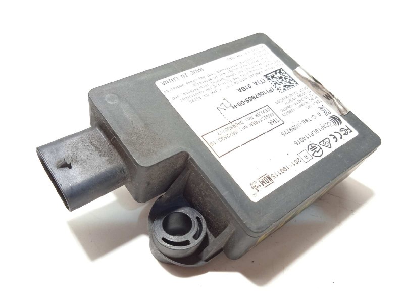 Recambio de modulo electronico para tesla model 3 referencia OEM IAM 109785500H  