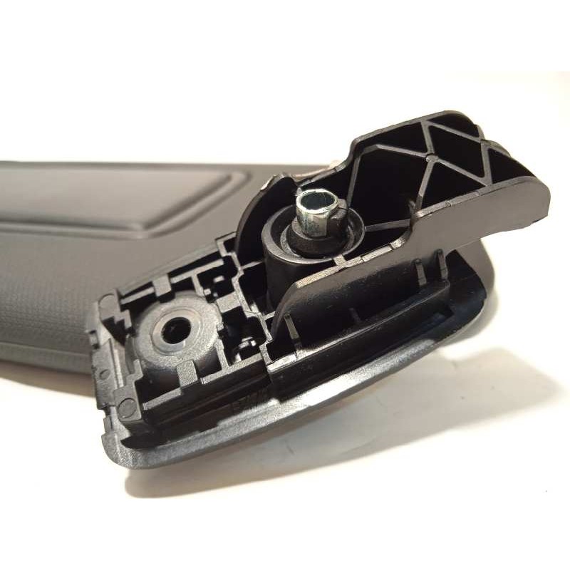 Recambio de parasol izquierdo para ford focus st-line referencia OEM IAM 2438795  