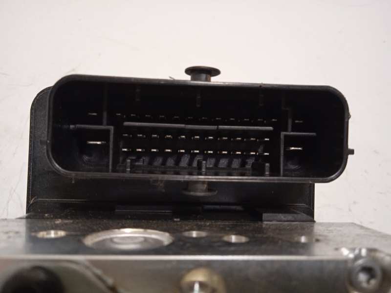 Recambio de abs para kia stonic (ybcuv) 1.2 cat referencia OEM IAM 58920H8250 BE6003V107 MGH85ADBH6013V103