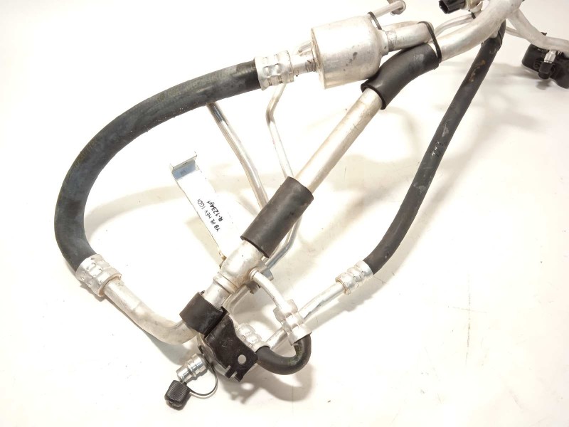 Recambio de tubos aire acondicionado para kia rio (yb) 1.0 tgdi cat referencia OEM IAM T301361311  