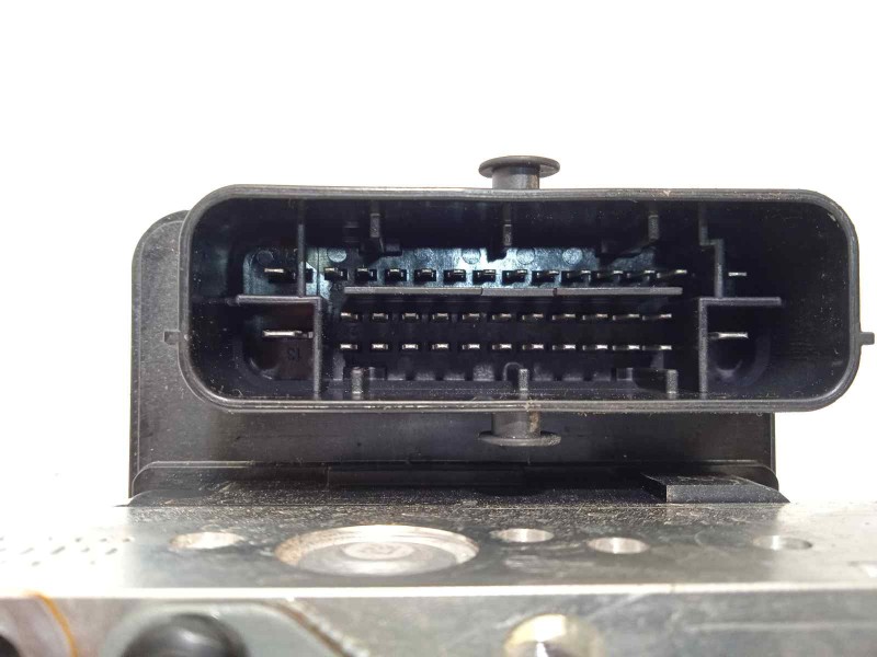 Recambio de abs para kia rio (yb) 1.2 cat referencia OEM IAM 58920H8200 BE6003V102 MGH85ADBH6013V101