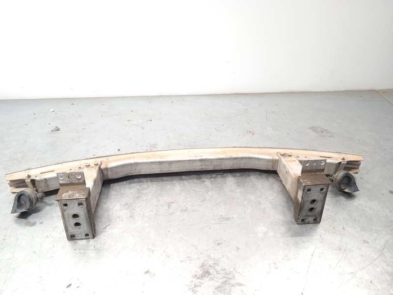 Recambio de refuerzo paragolpes delantero para bmw x3 (e83) 2.0d referencia OEM IAM 51113439780  