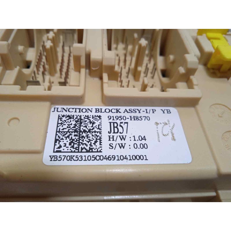 Recambio de caja reles / fusibles para kia rio (yb) 1.2 cat referencia OEM IAM 91950H8570  