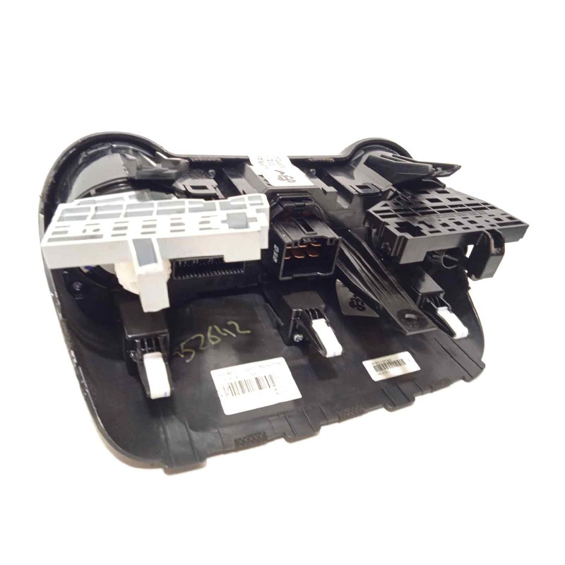 Recambio de mando calefaccion / aire acondicionado para kia rio (yb) 1.2 cat referencia OEM IAM 97250H8020  