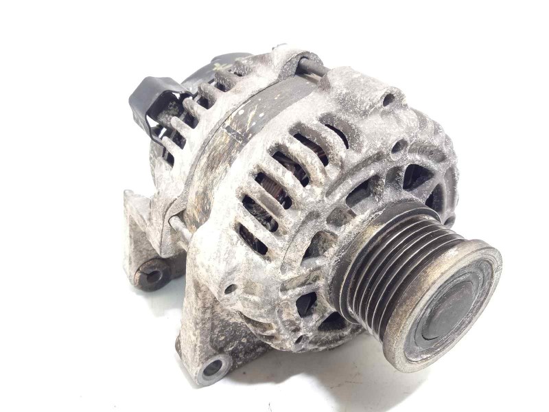Recambio de alternador para opel insignia berlina sport referencia OEM IAM 13500577  