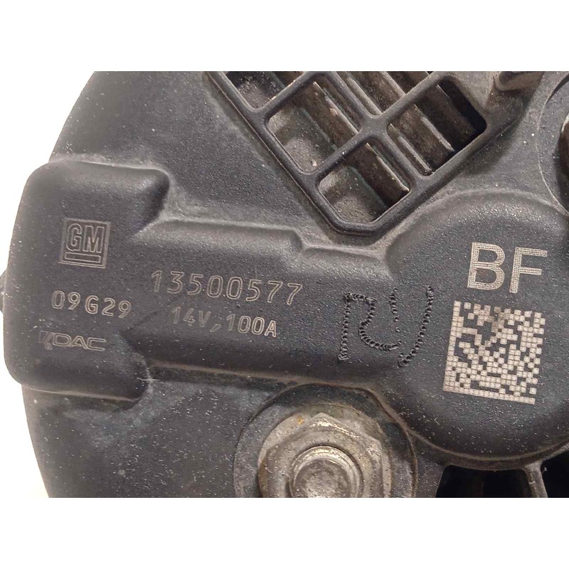 Recambio de alternador para opel insignia berlina sport referencia OEM IAM 13500577  
