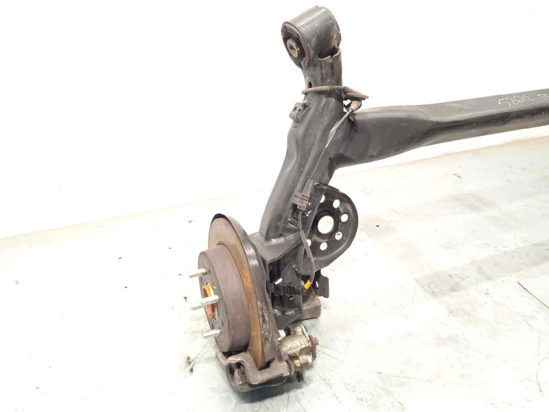 Recambio de puente trasero para kia rio (yb) 1.2 cat referencia OEM IAM 55100H8100  
