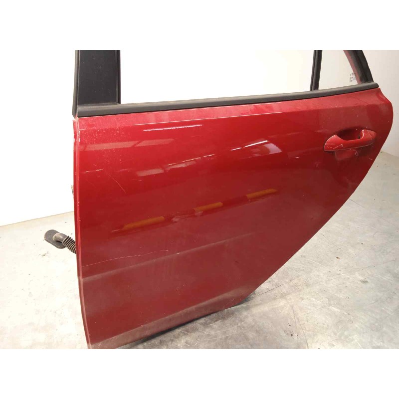 Recambio de puerta trasera izquierda para kia rio (yb) 1.2 cat referencia OEM IAM 77003H8000  