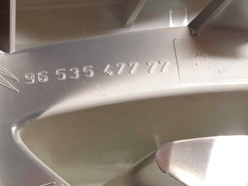 Recambio de piloto trasero izquierdo interior para citroën c4 picasso exclusive referencia OEM IAM 9653547777  6350CC