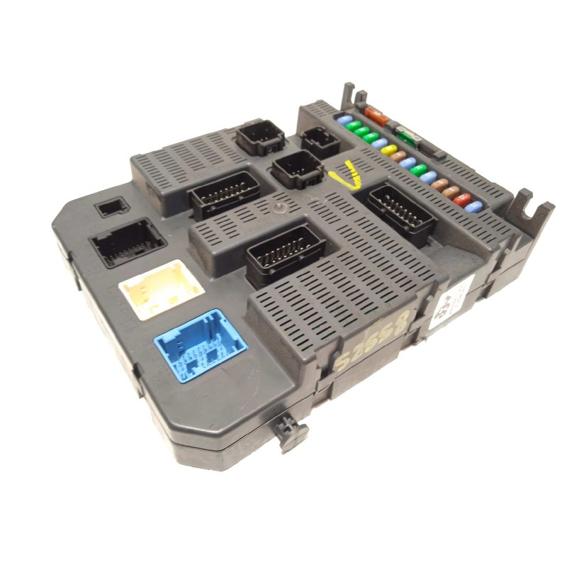 Recambio de caja reles / fusibles para peugeot 308 sw sport referencia OEM IAM 9663798180  6580RK