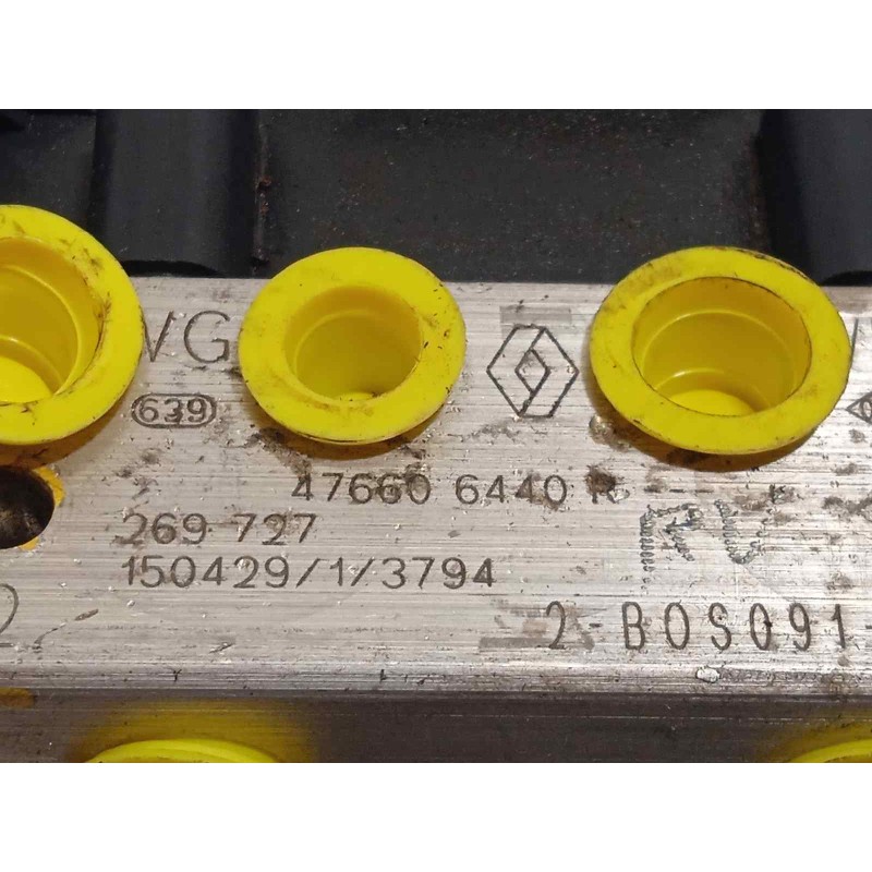 Recambio de abs para dacia duster ambiance 4x2 referencia OEM IAM 476606440 2265106516 269727