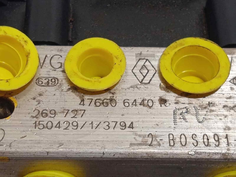 Recambio de abs para dacia duster ambiance 4x2 referencia OEM IAM 476606440 2265106516 269727