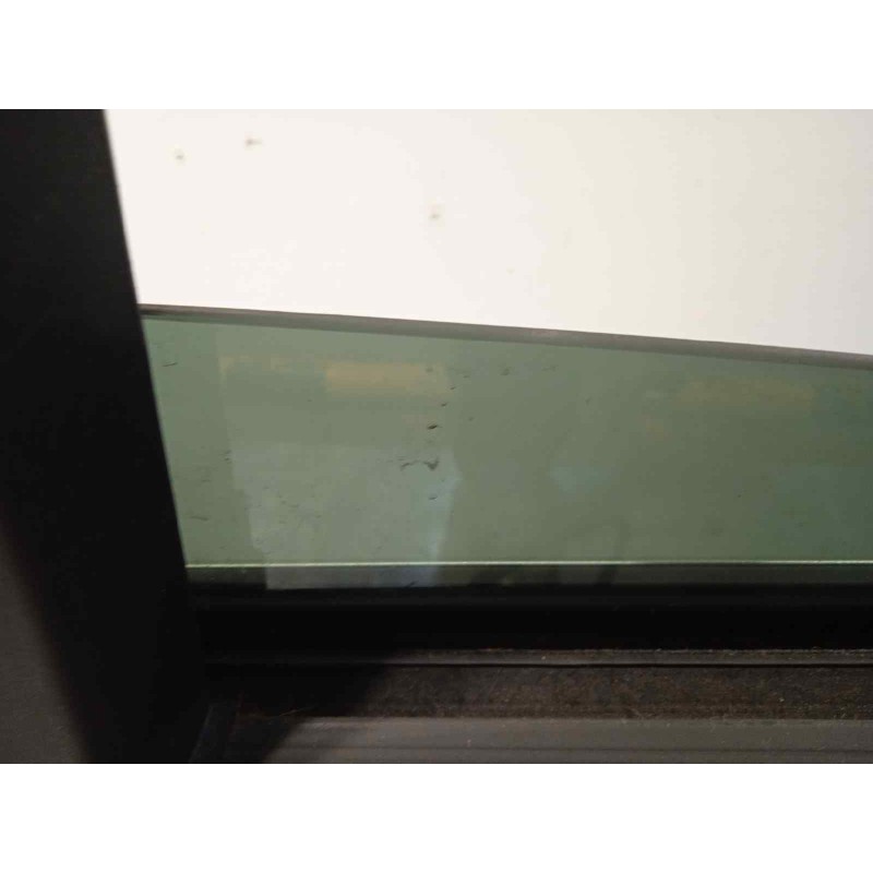 Recambio de puerta trasera derecha para ford focus lim. (cb8) trend referencia OEM IAM 2172759  