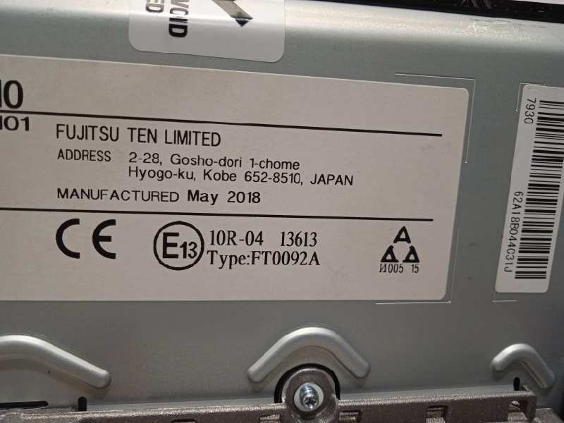 Recambio de pantalla multifuncion para toyota c-hr hybrid advance referencia OEM IAM 86140F4010  