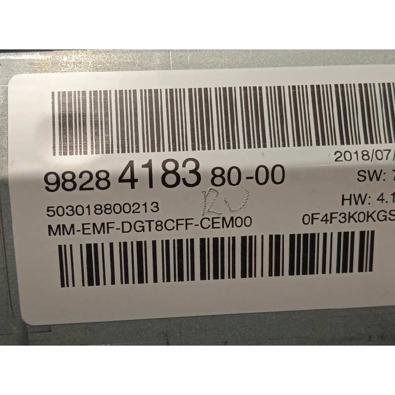 Recambio de pantalla multifuncion para peugeot 3008 allure referencia OEM IAM 9828418380  