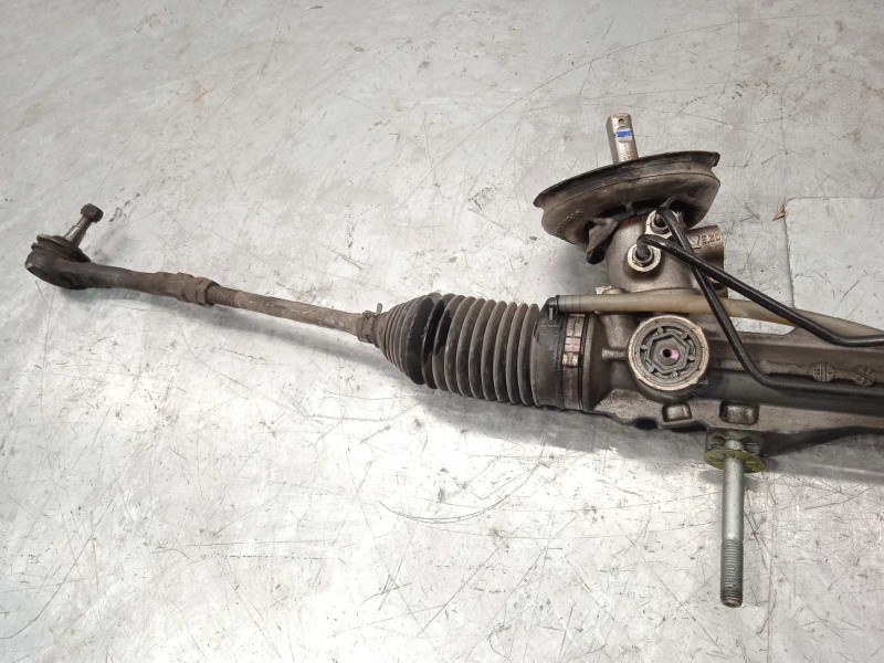 Recambio de cremallera direccion para peugeot 5008 sport pack referencia OEM IAM 1663658080  