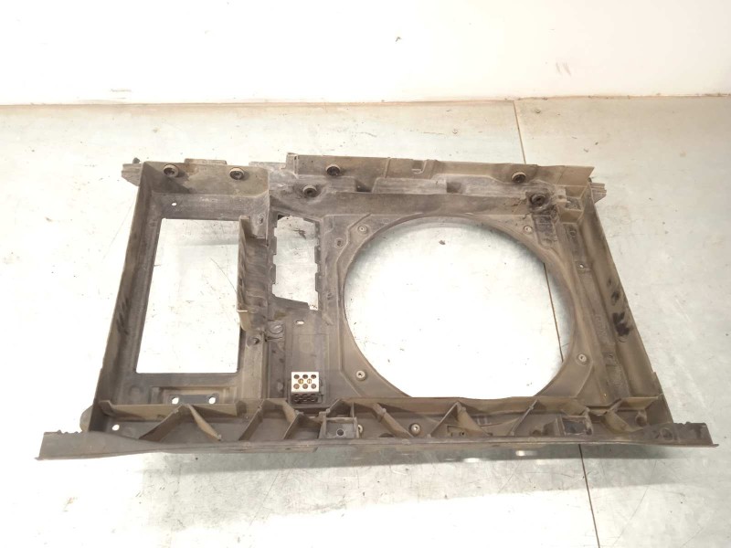 Recambio de panel frontal para peugeot 5008 sport pack referencia OEM IAM 9676568780  