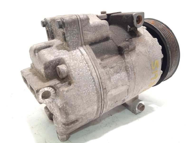 Recambio de compresor aire acondicionado para hyundai grand santa fe 2.2 crdi cat referencia OEM IAM 977012W050  