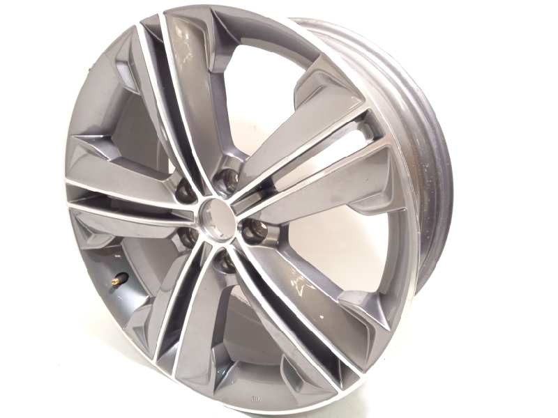 Recambio de llanta para hyundai grand santa fe 2.2 crdi cat referencia OEM IAM 52910B8190  
