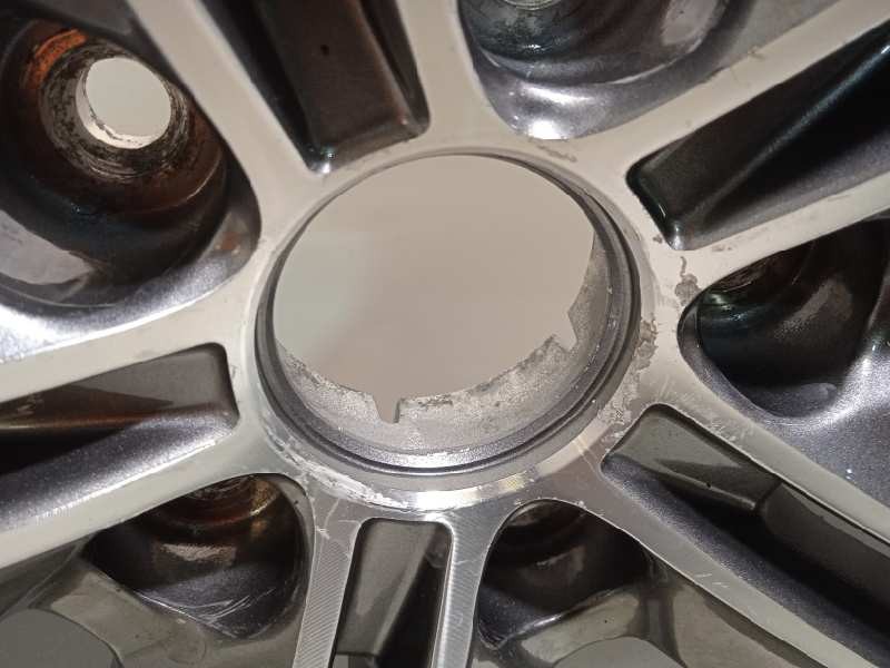 Recambio de llanta para hyundai grand santa fe 2.2 crdi cat referencia OEM IAM 52910B8190  