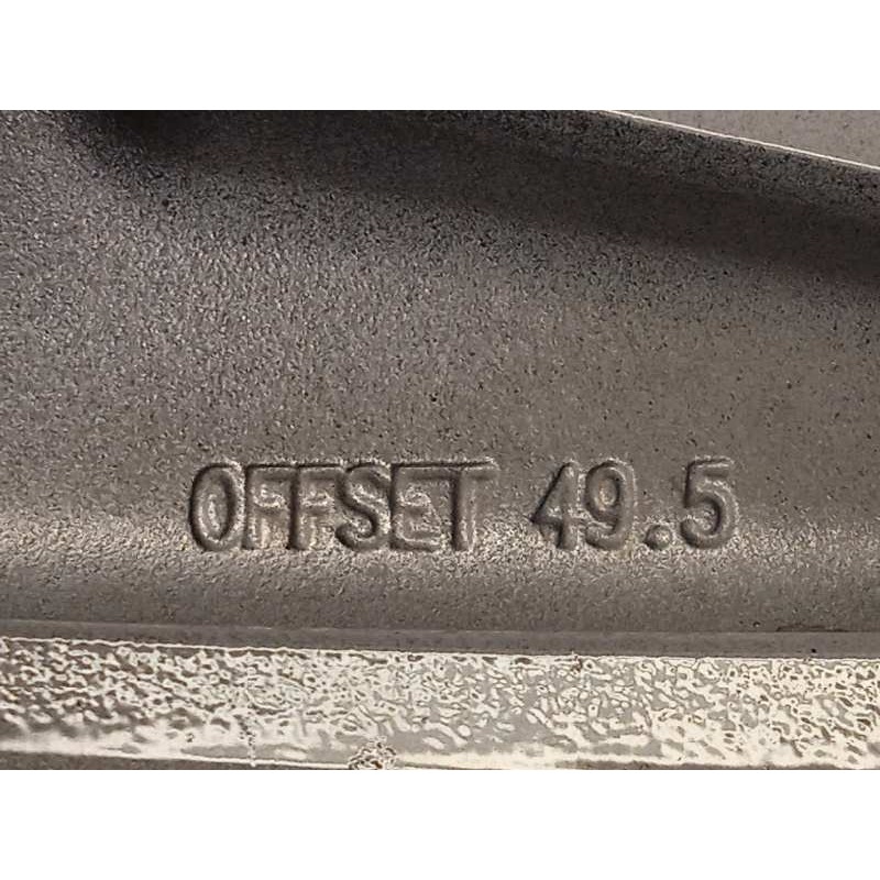 Recambio de llanta para hyundai grand santa fe 2.2 crdi cat referencia OEM IAM 52910B8190  