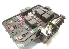 Recambio de caja reles / fusibles para auto union deliver 9 2.0 referencia OEM IAM C00365214   2