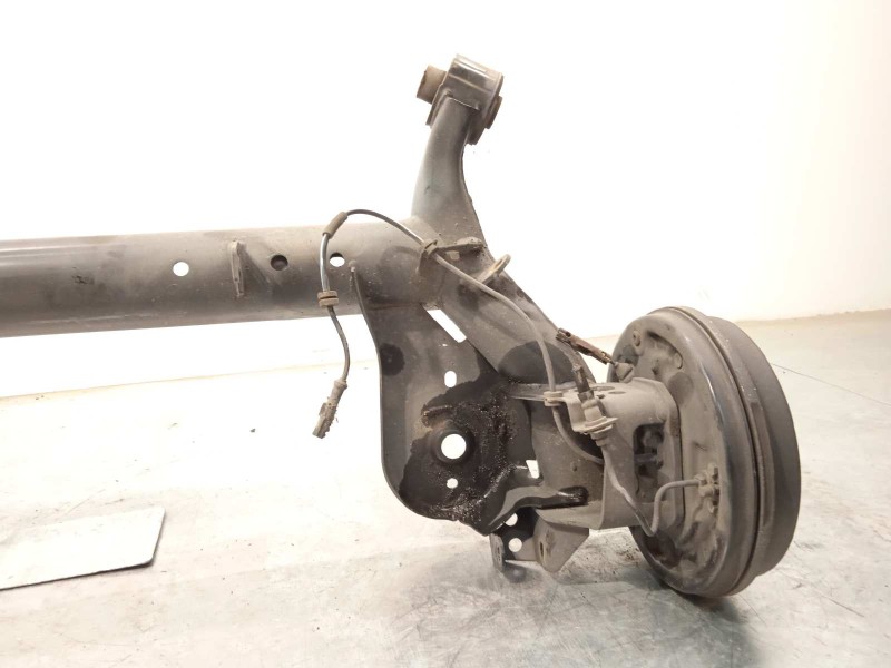 Recambio de puente trasero para ford transit courier trend referencia OEM IAM 2571553  EY165K952AC