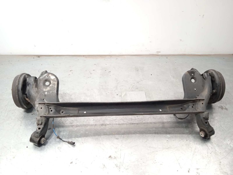 Recambio de puente trasero para ford transit courier trend referencia OEM IAM 2571553  EY165K952AC