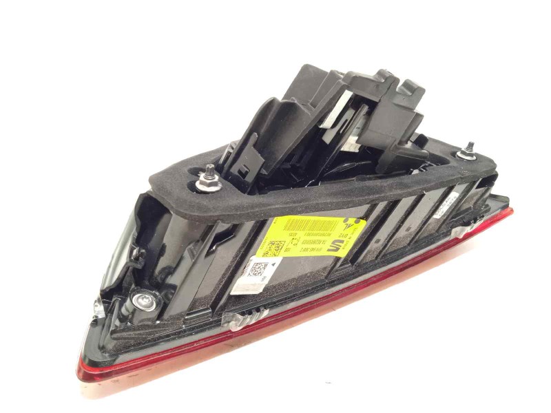 Recambio de piloto trasero derecho interior para seat arona fr referencia OEM IAM 6F9945308E  