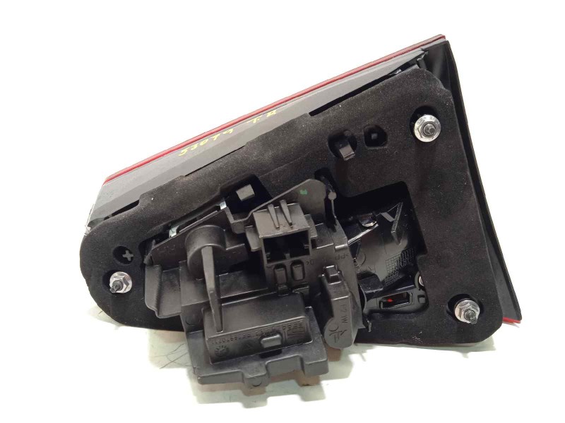 Recambio de piloto trasero derecho interior para seat arona fr referencia OEM IAM 6F9945308E  