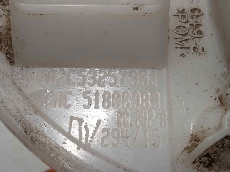 Recambio de bomba combustible para fiat 500 1.2 referencia OEM IAM 51806983  A2C53257951