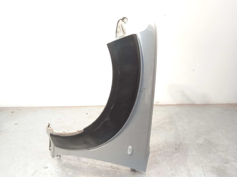 Recambio de aleta delantera izquierda para nissan navara pick-up (d40m) doble cab se 4x4 referencia OEM IAM 63101EB330  