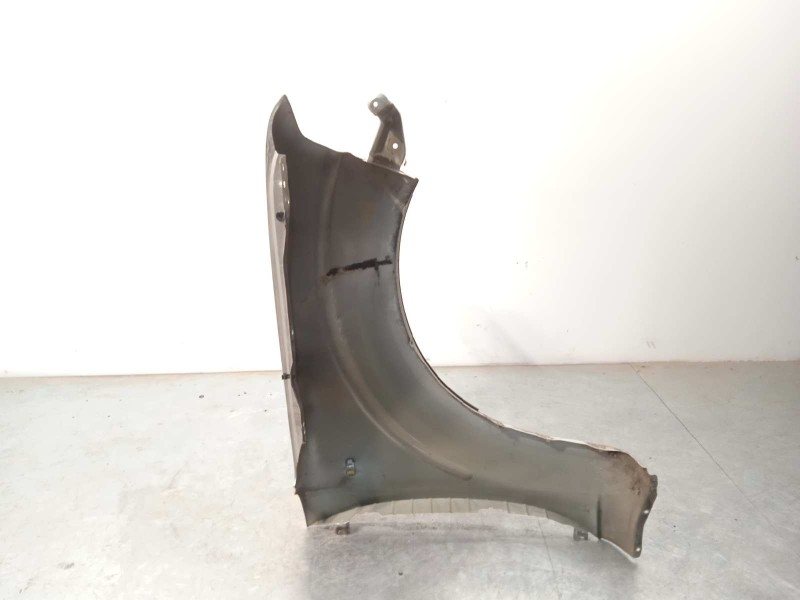 Recambio de aleta delantera izquierda para nissan navara pick-up (d40m) doble cab se 4x4 referencia OEM IAM 63101EB330  