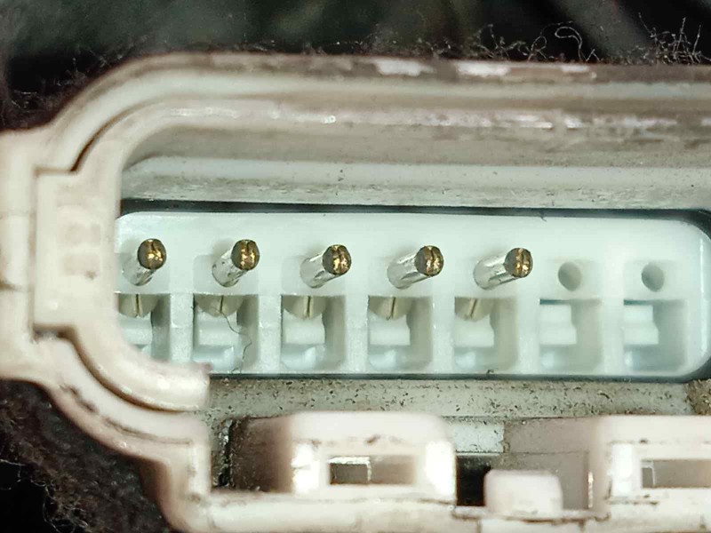 Recambio de retrovisor derecho para fiat 500 1.2 referencia OEM IAM 735655735  