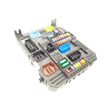 CAJA RELES / FUSIBLES 9819851280 1635126380 1669610680