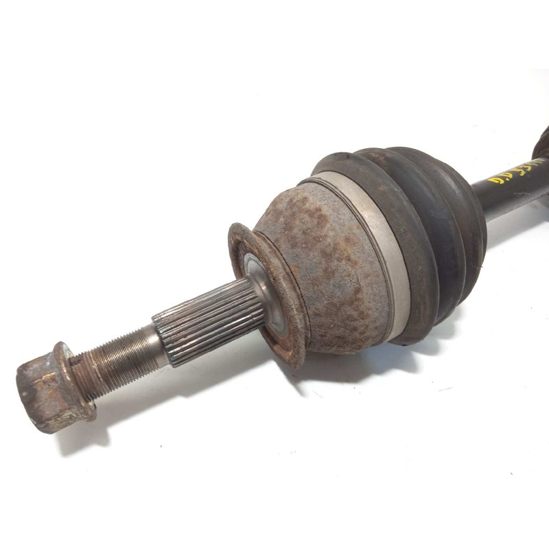 Recambio de transmision delantera derecha para nissan navara pick-up (d40m) doble cab se 4x4 referencia OEM IAM 39100EB300  