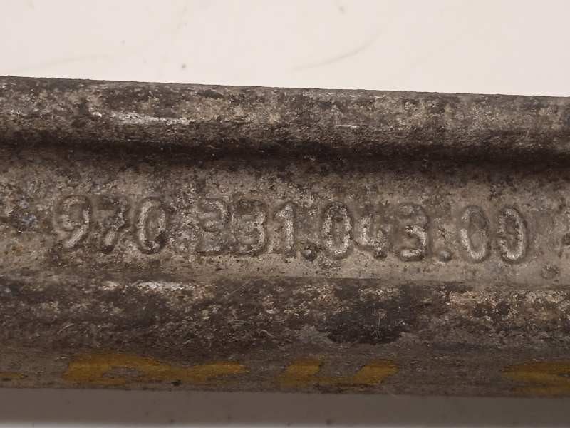 Recambio de brazo suspension superior trasero izquierdo para porsche panamera 4 s referencia OEM IAM 97033104300  