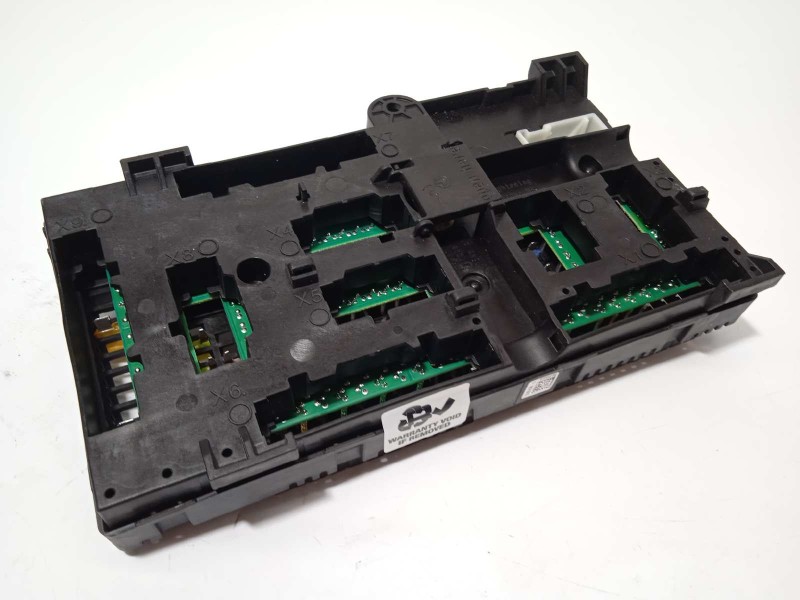 Recambio de caja reles / fusibles para bmw serie x3 (g01) m40i referencia OEM IAM 61146828074  