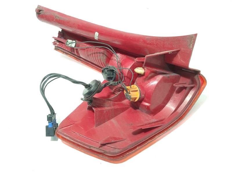 Recambio de piloto trasero derecho para citroën c4 berlina collection referencia OEM IAM 6351T8  