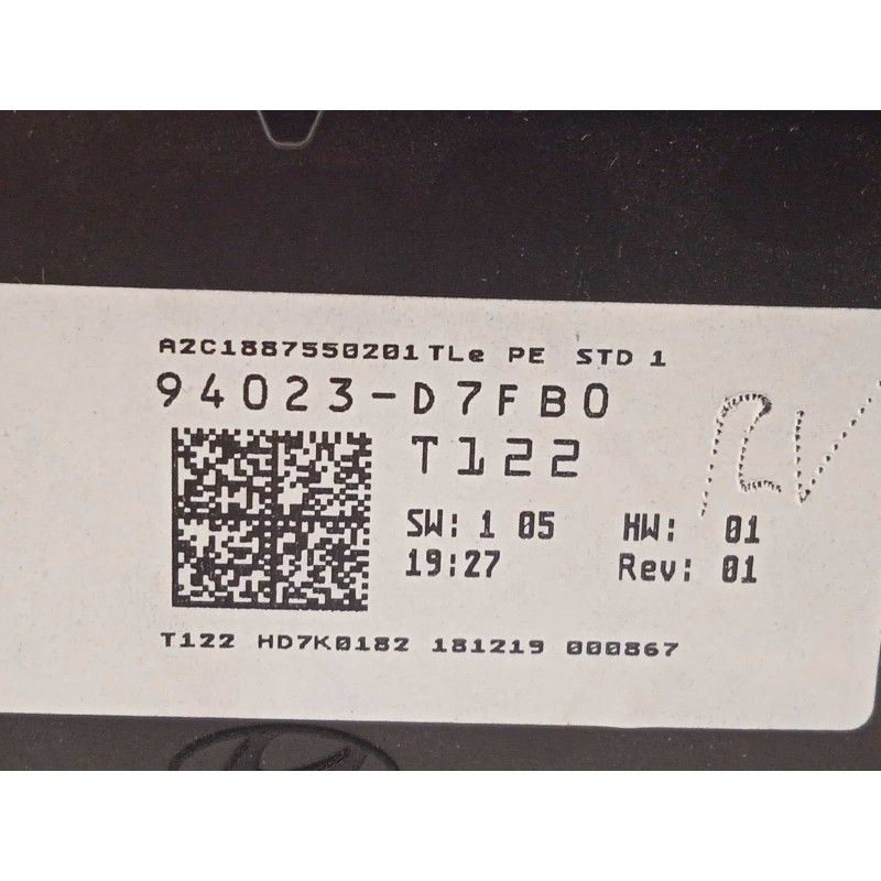 Recambio de cuadro instrumentos para hyundai tucson referencia OEM IAM 94023D7FB0  