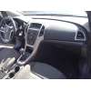 opel astra j sedán del año 2013