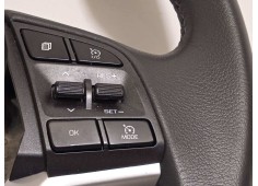 Recambio de volante para hyundai tucson referencia OEM IAM 56100D7AP0TRY  309246881BCH 2