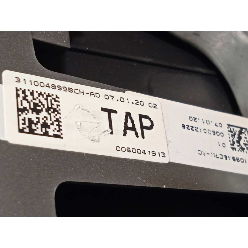 Recambio de volante para hyundai tucson referencia OEM IAM 56100D7AP0TRY  309246881BCH