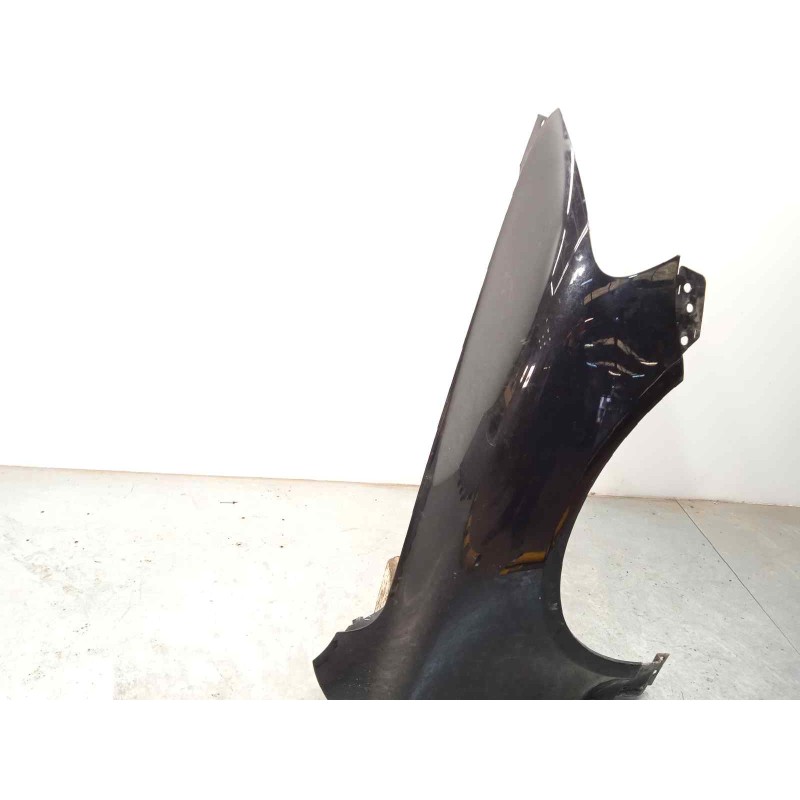 Recambio de aleta delantera derecha para volkswagen touareg (7la) tdi r5 referencia OEM IAM 7L6821102K  