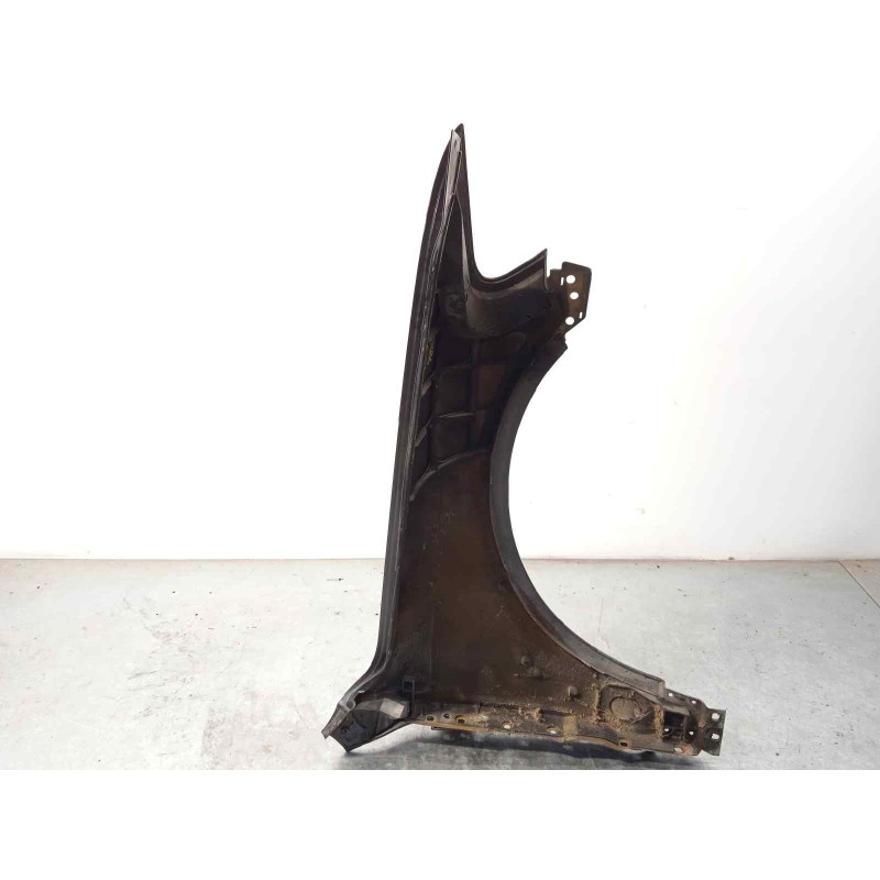 Recambio de aleta delantera izquierda para volkswagen touareg (7la) tdi r5 referencia OEM IAM 7L6821101K  