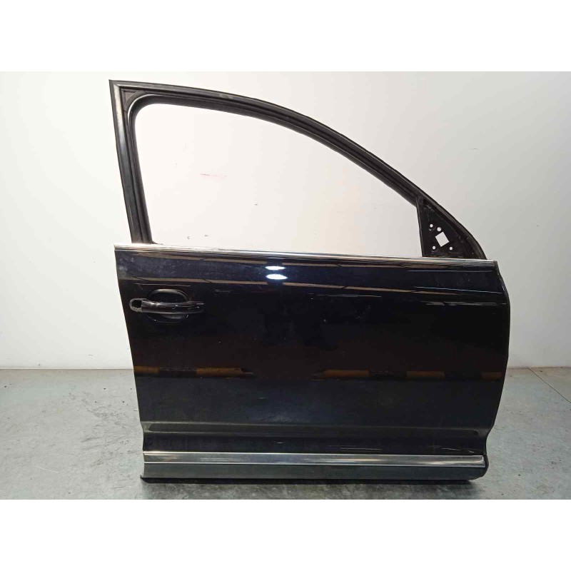 Recambio de puerta delantera derecha para volkswagen touareg (7la) tdi r5 referencia OEM IAM 7L0831056L  