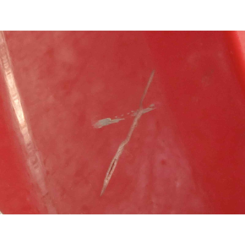 Recambio de aleta delantera derecha para ford fiesta (cbk) ghia referencia OEM IAM 1528047  