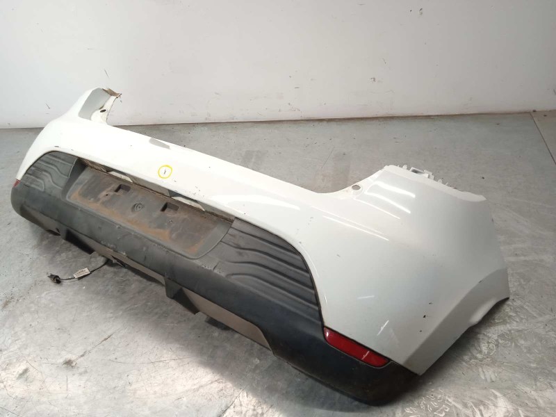 Recambio de paragolpes trasero para renault clio iv 1.5 dci diesel fap referencia OEM IAM 850103029R  850222710R
