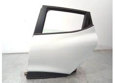 Recambio de puerta trasera izquierda para renault clio iv 1.5 dci diesel fap referencia OEM IAM 821016892R  