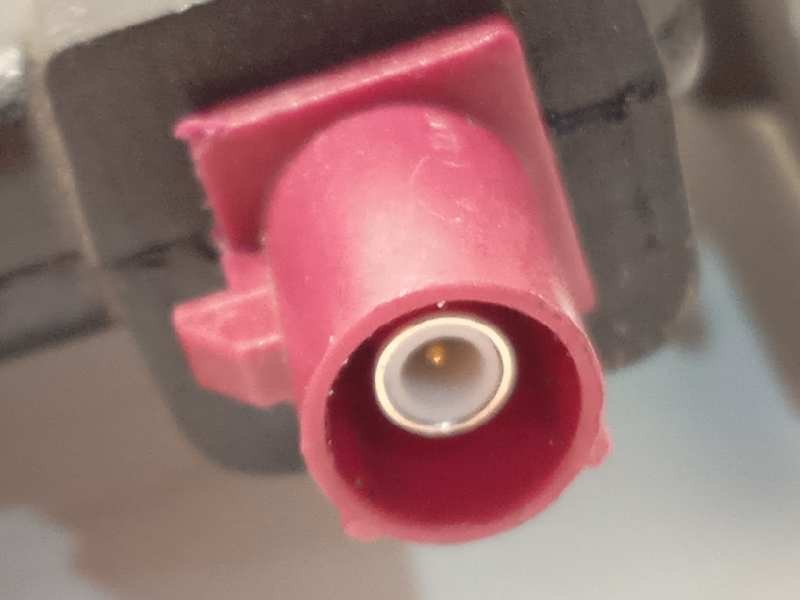 Recambio de antena para volkswagen polo 1.0 tsi referencia OEM IAM 3G9035534  